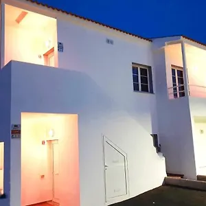 Chalet de 3 habitaciones con piscina privada Сasa de vacaciones